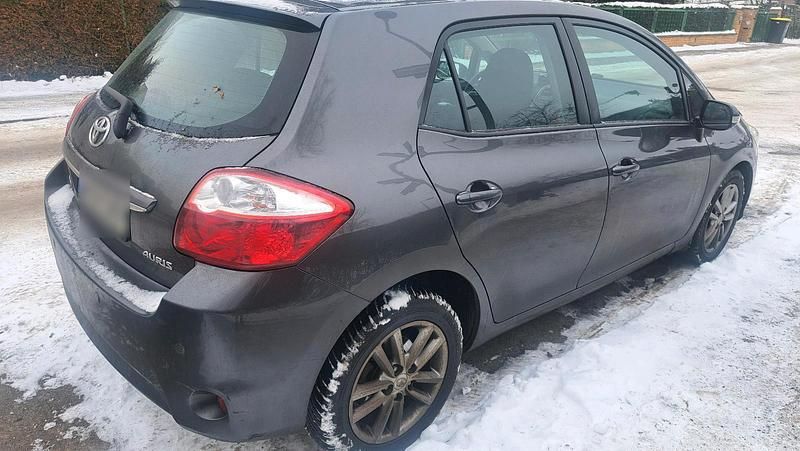 Gebraucht Toyota Auris 126 PS (92 kW) 2010 Grau Limousine