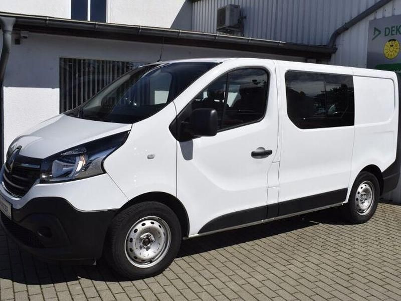 Weiß Gebraucht 2021 Renault Trafic Komfort Van | 23.990 € (Fairer Preis) - Bild 1/4