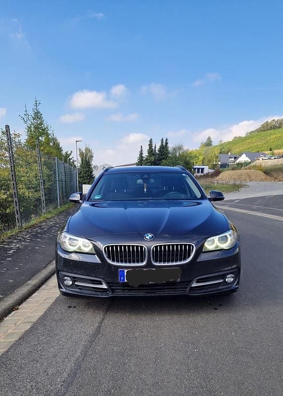 Schwarz Gebraucht 2013 BMW 525 Kombi | 7.500 € (Superpreis) - Bild 1/4
