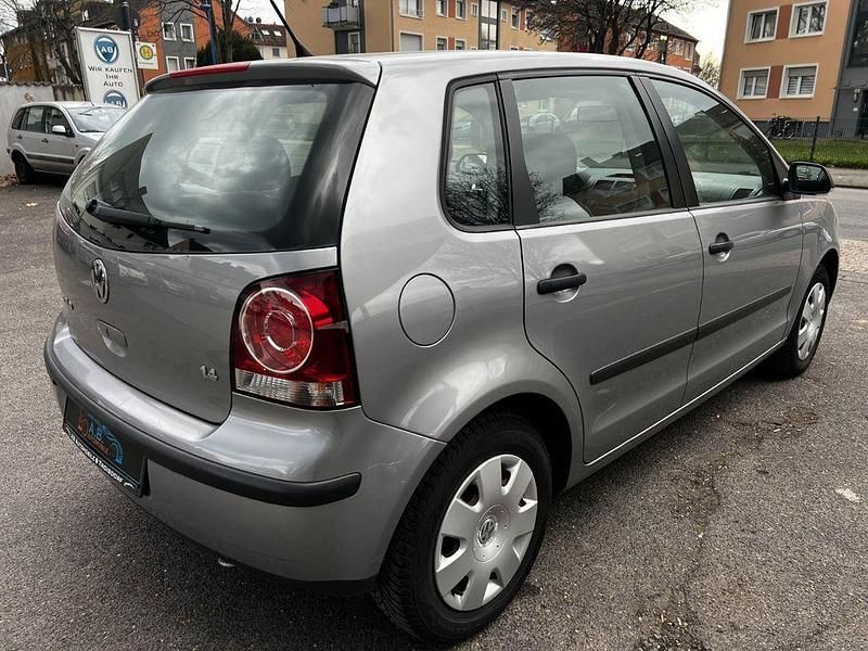 Gebraucht VW Polo Trendline 80 PS (58 kW) 2007 Silber Kleinwagen