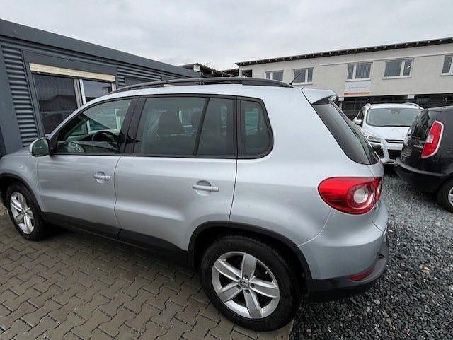Gebraucht VW Tiguan Trendline 150 PS (110 kW) 2009 Silber SUV