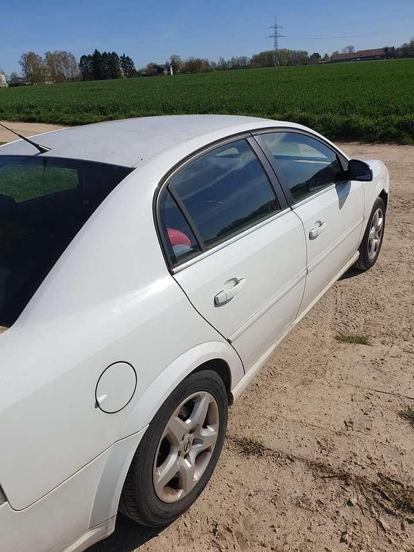 Gebraucht Opel Vectra Business 101 PS (74 kW) 2007 Weiß Limousine