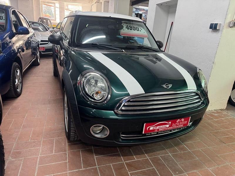 Grün Gebraucht 2009 Mini One Clubman Kombi | 4.990 € (Guter Preis) - Bild 1/4