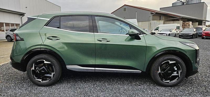 Neu Kia Sportage Spirit 150 PS (110 kW) 2026 (exg) experience green SUV