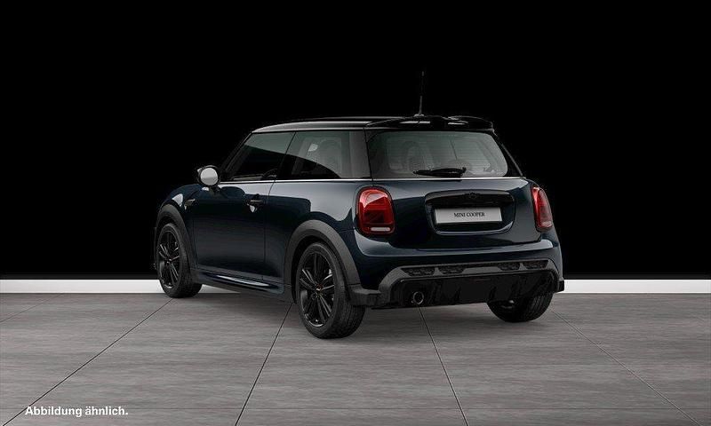 Gebraucht Mini Cooper Hatch 136 PS (100 kW) 2022 Mini yours enigmatic black Kleinwagen