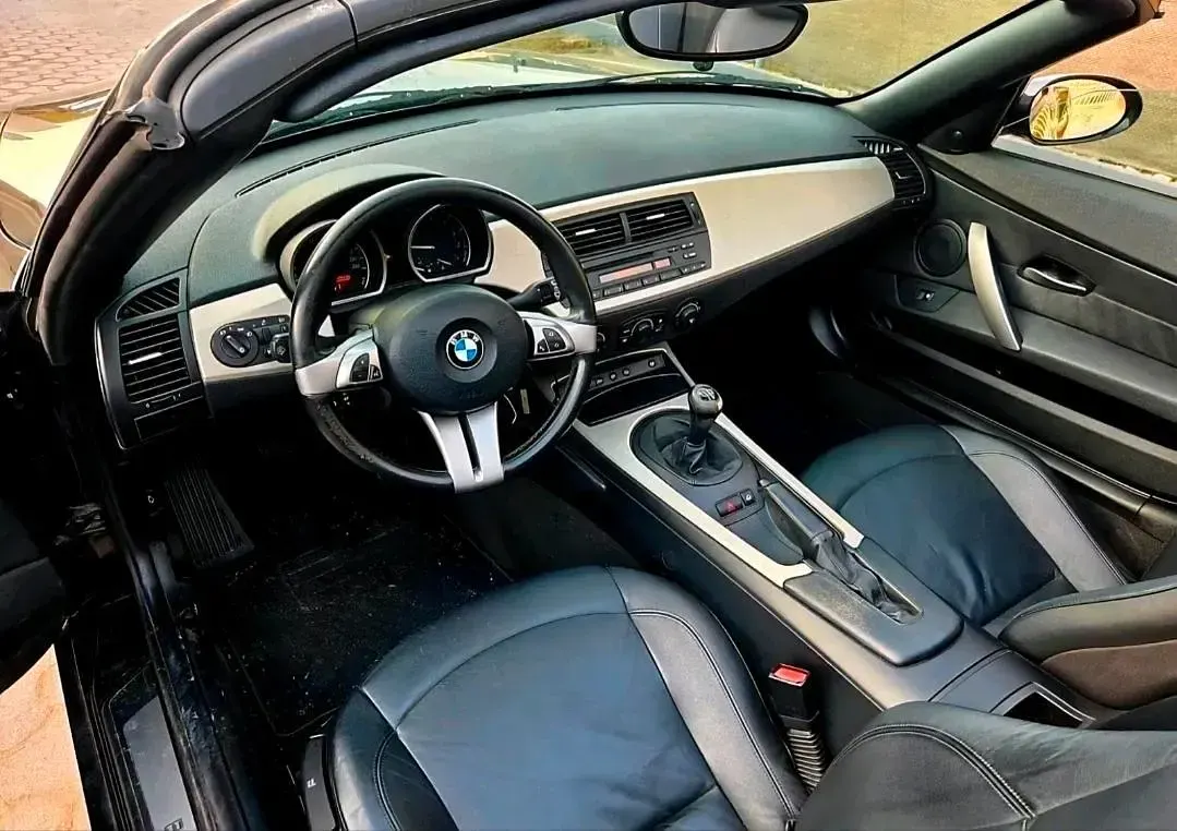 Gebraucht BMW Z4 150 PS (110 kW) 2007 Schwarz Cabrio