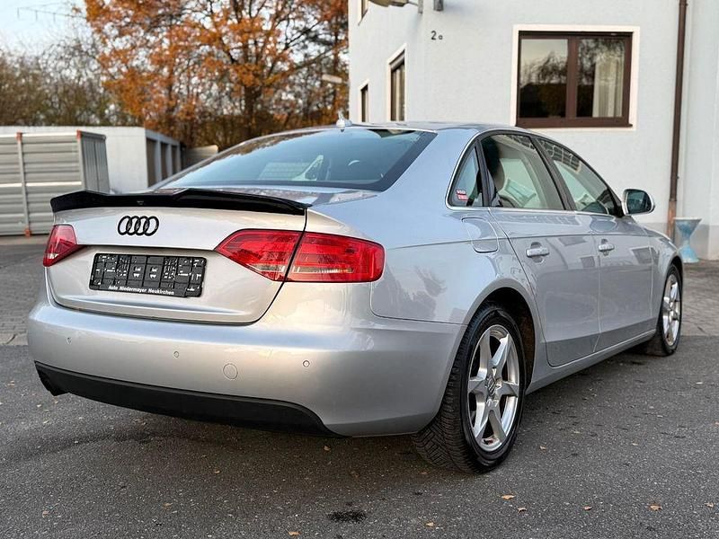 Gebraucht Audi A4 Ambition 160 PS (117 kW) 2009 Silber Limousine