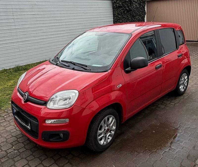 Gebraucht Fiat Panda 69 PS (50 kW) 2018 Rot Kleinwagen