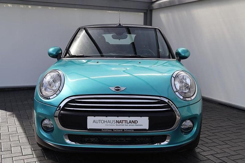 Gebraucht Mini One Cabriolet Pepper 102 PS (75 kW) 2017 Caribbean aqua metallic Cabrio