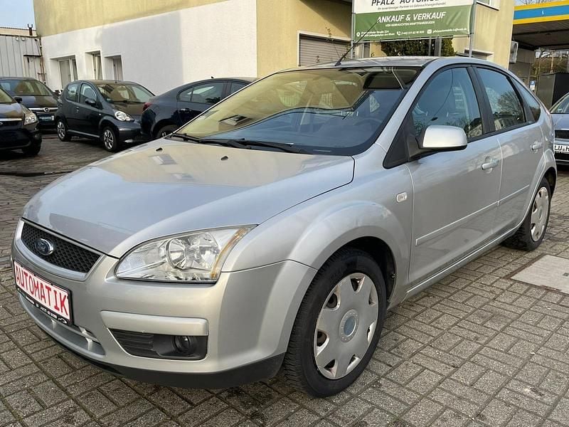 Second-hand Ford Focus Style 145 CP (106 kW) 2007 Argintiu Break