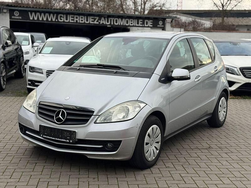 Gebraucht Mercedes A160 95 PS (69 kW) 2009 Polarsilber  metalliclack Kleinwagen