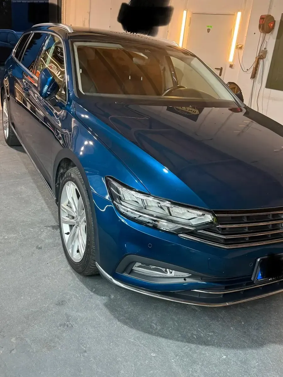Usata VW Passat Elegance 150 CV (110 kW) 2019 Blu Station wagon