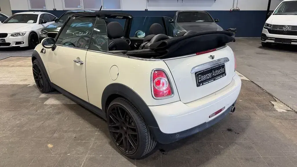 Käytetty Mini Cooper Cabriolet 122 HP (89 kW) 2015 Valkoinen Avoauto