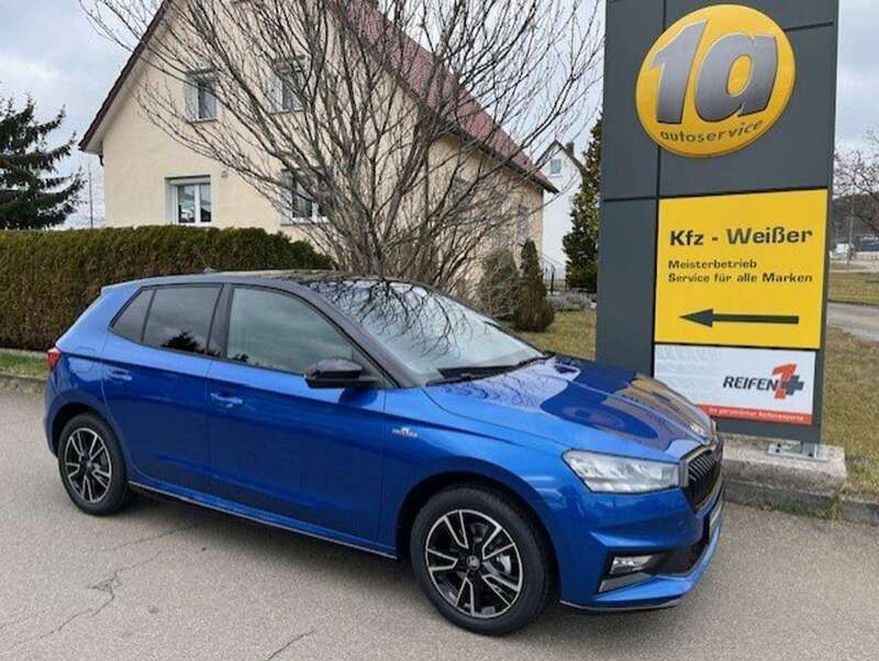 Raceblau metallic Neu 2025 Skoda Fabia Monte Carlo Kleinwagen | 23.900 € (Fairer Preis) - Bild 1/4