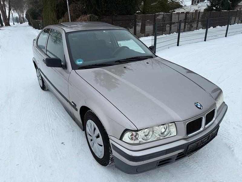 Gebraucht BMW 316 102 PS (75 kW) 1997 Grau Limousine