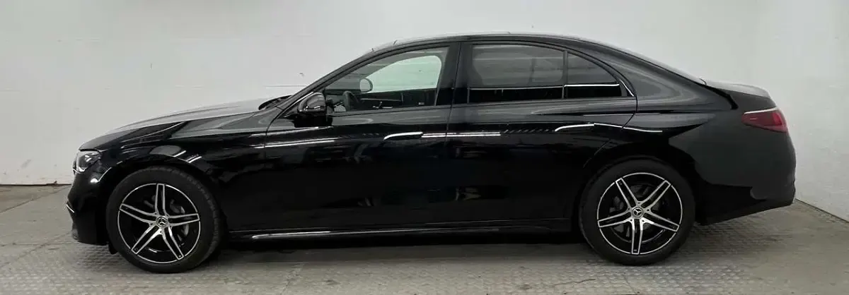 Gebraucht Mercedes E450 AMG Line Premium Plus 390 PS (286 kW) 2024 Schwarz Limousine