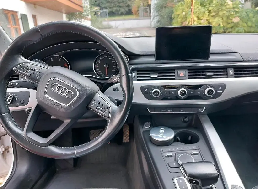 Gebraucht Audi A4 150 PS (110 kW) 2017 Weiß Kombi