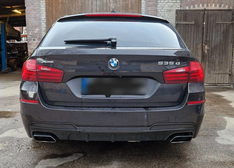 Second-hand BMW 535 Performance 313 CP (230 kW) 2015 Negru Break