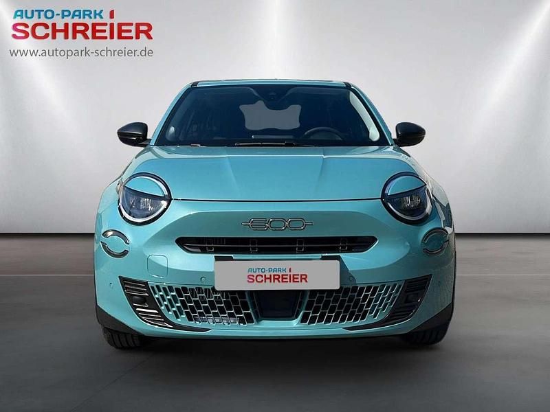 Gebraucht Fiat 600 101 PS (74 kW) 2026 Acqua blau SUV