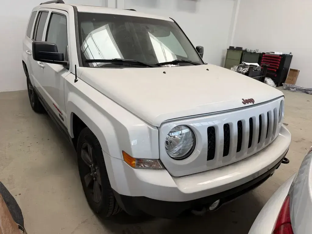 Gebraucht Jeep Patriot 174 PS (127 kW) 2017 Weiß SUV