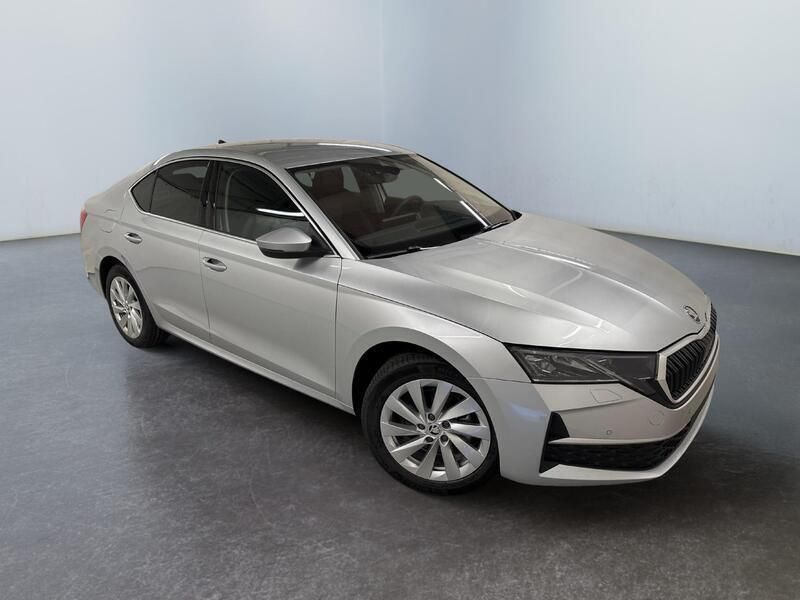8e brilliant silver met. Neu 2025 Skoda Octavia Lounge Limousine | 29.525 € (Guter Preis) - Bild 1/4