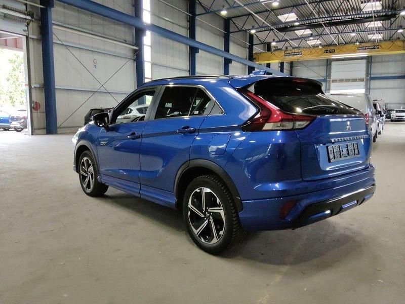Gebraucht Mitsubishi Eclipse Cross 188 PS (138 kW) 2023 Blau laserblau (p) SUV