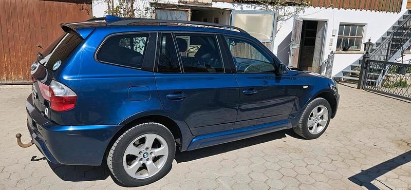 Gebraucht BMW X3 150 PS (110 kW) 2006 Blau SUV