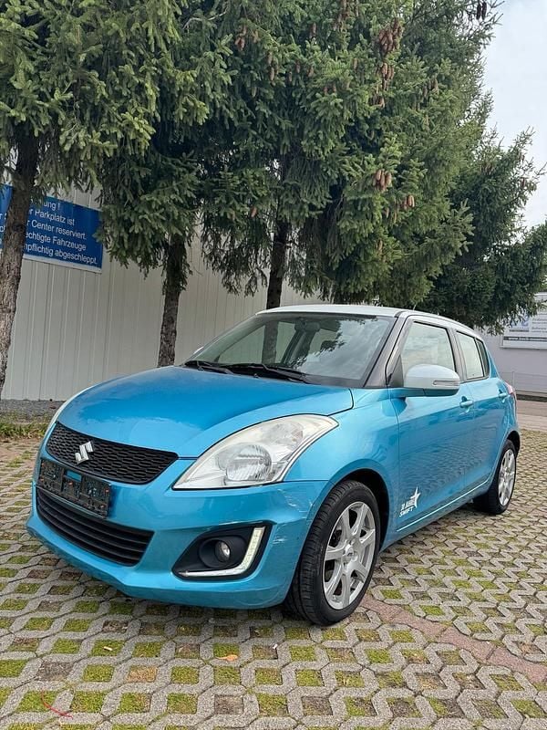 Blau Gebraucht 2014 Suzuki Swift Limousine | 3.550 € (Superpreis) - Bild 1/4