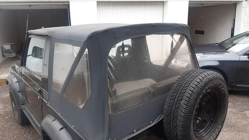 Second-hand Suzuki Samurai 69 CP (50 kW) 1992 Negru SUV