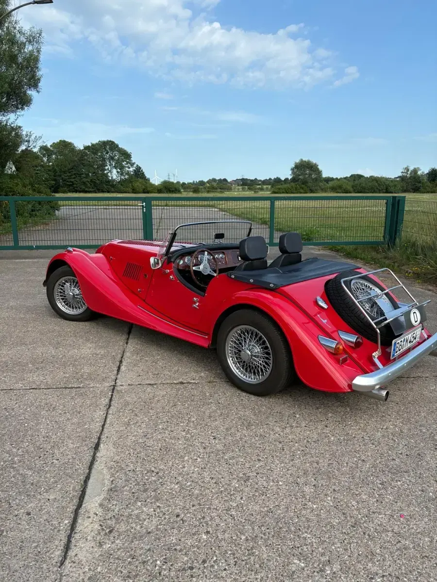 Gebraucht Morgan Plus 8 172 PS (126 kW) 1990 Rot Cabrio