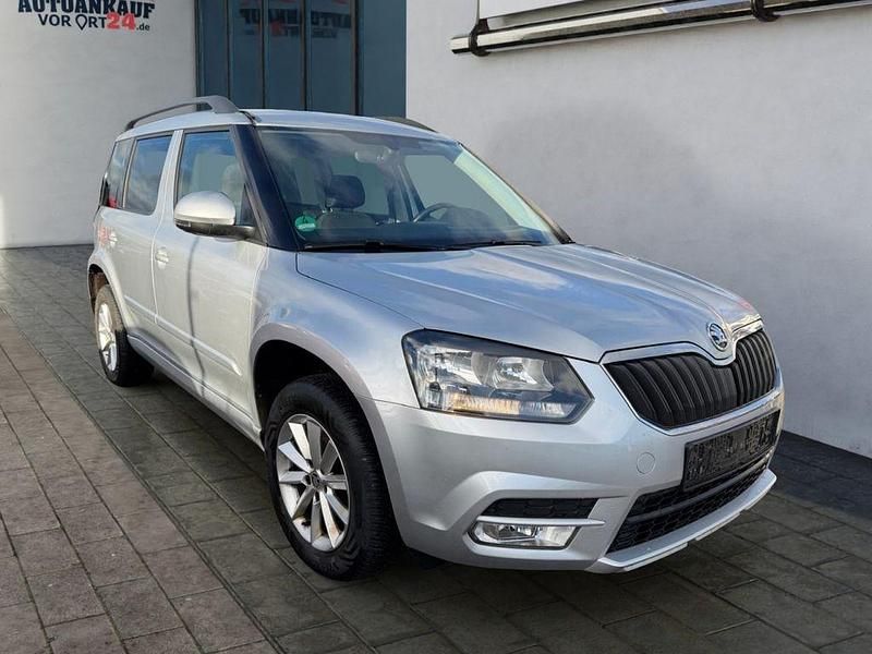 Silber Gebraucht 2016 Skoda Yeti Ambition SUV | 14.980 € (Fairer Preis) - Bild 1/4