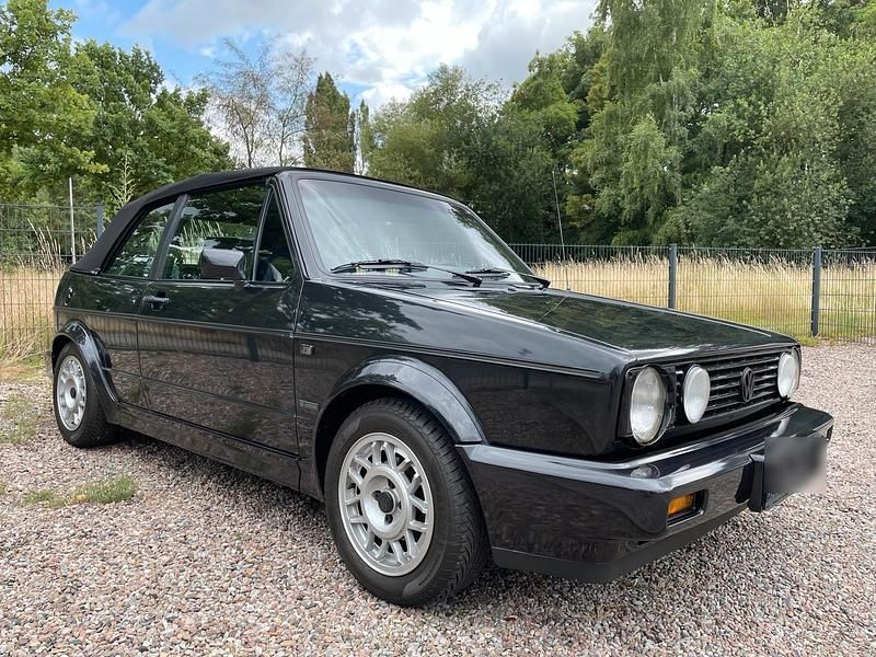 Schwarz Gebraucht 1991 VW Golf Cabriolet Karmann Cabrio | 19.900 € - Bild 1/4