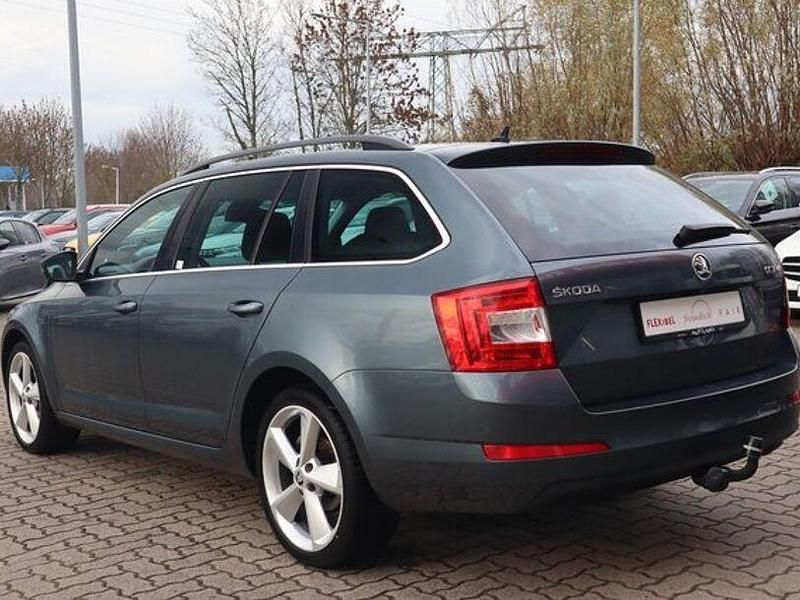 Gebraucht Skoda Octavia Style 150 PS (110 kW) 2016 Grau Kombi