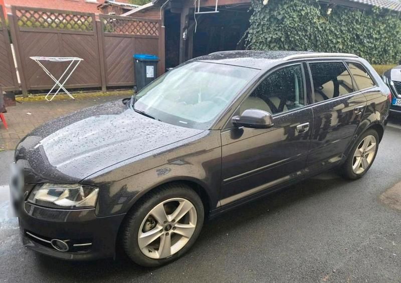 Gebraucht Audi A3 160 PS (117 kW) 2010 Braun Kleinwagen