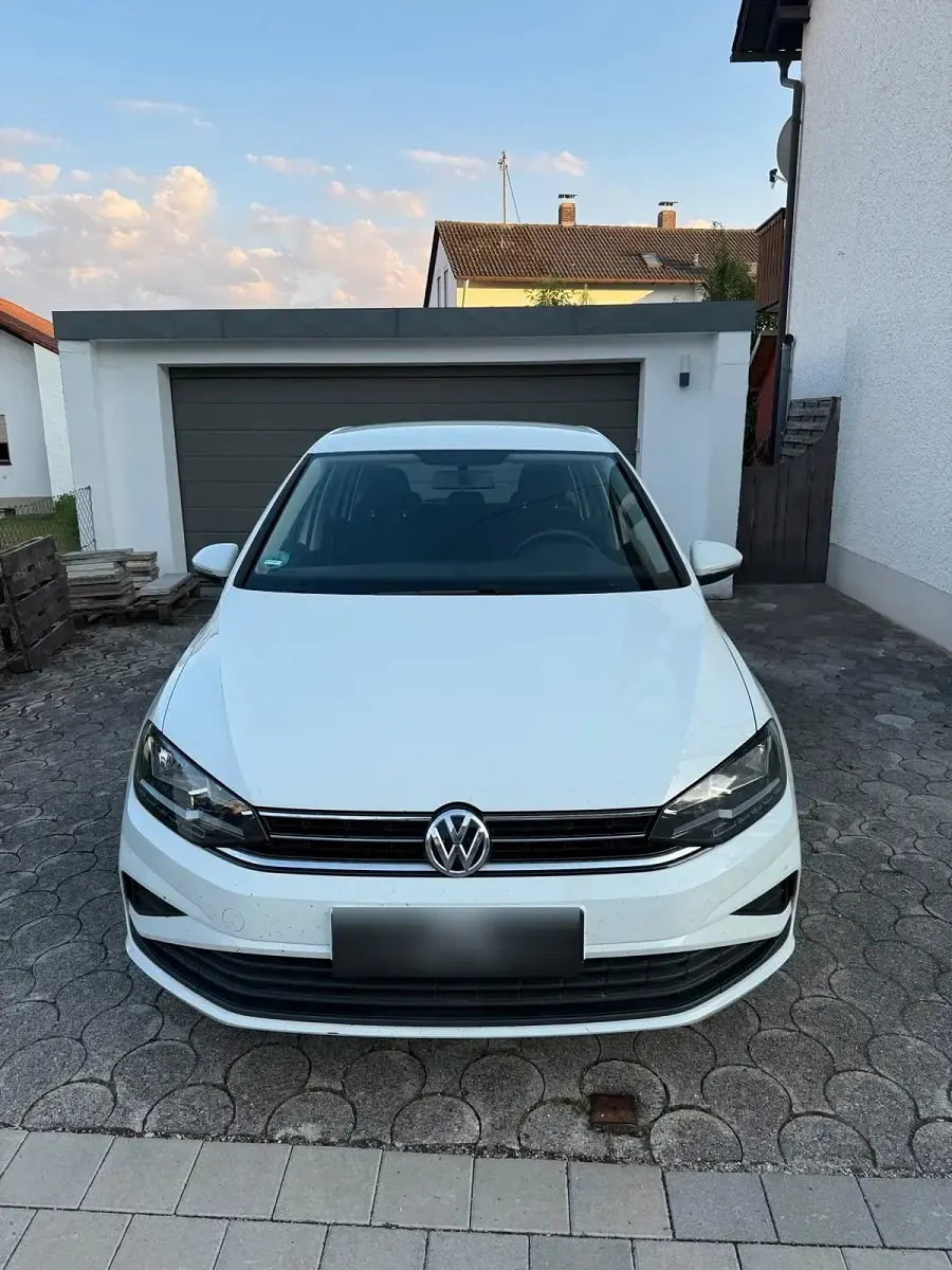 Gebraucht VW Golf Sportsvan 116 PS (85 kW) 2019 Weiß Van / Kleinbus