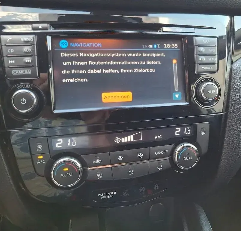 Gebraucht Nissan Qashqai 360º 116 PS (85 kW) 2015 Weiß SUV