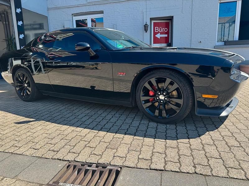 Second-hand Dodge Challenger 470 CP (345 kW) 2014 Negru Coupe