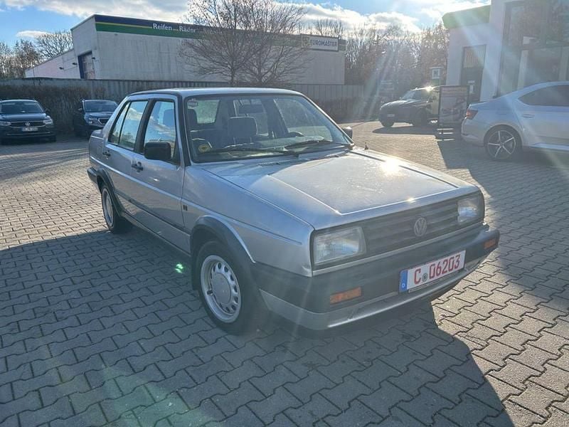 Gebraucht VW Jetta 91 PS (66 kW) 1990 Silber Limousine