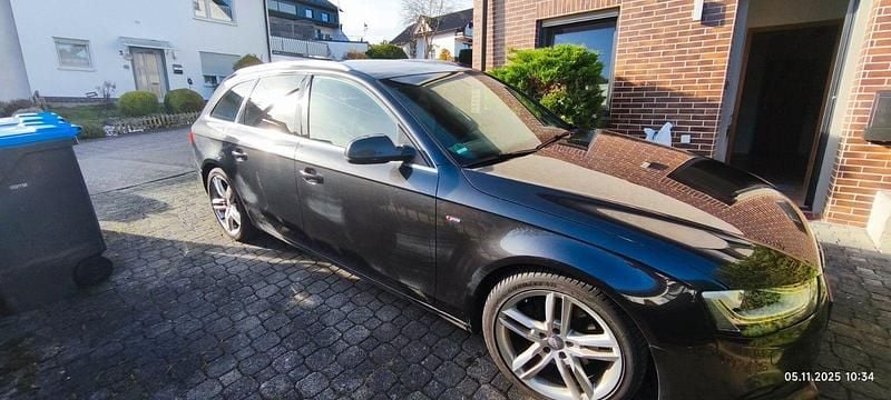 Gebraucht Audi A4 S-Line 177 PS (130 kW) 2012 Grau Kombi