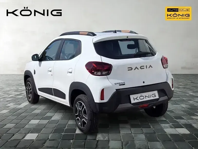 Używany Dacia Spring Extreme 47 kW (64 KM) 2023 Biały Hatchback
