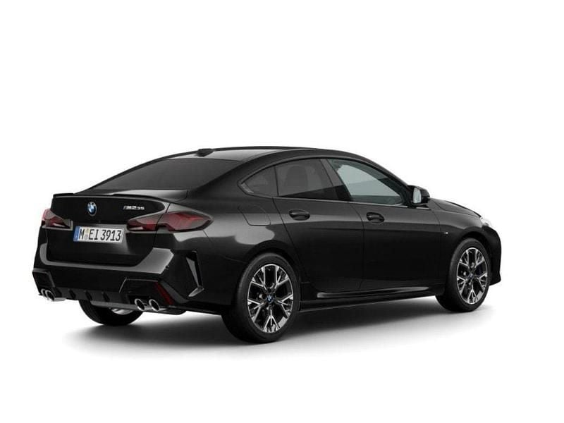 Gebraucht BMW M235 Performance 300 PS (220 kW) 2025 Schwarz Limousine