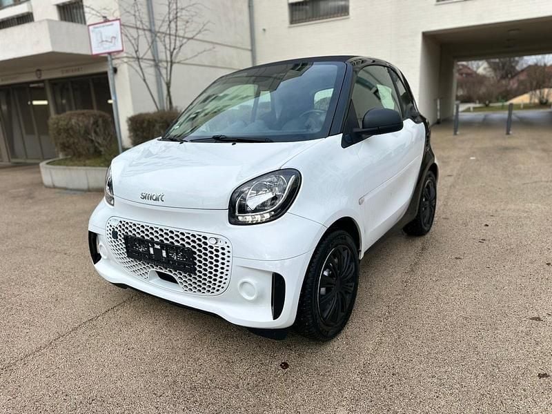 Gebraucht Smart ForTwo Coupé 60 kW (82 PS) 2021 Schwarz Coupé