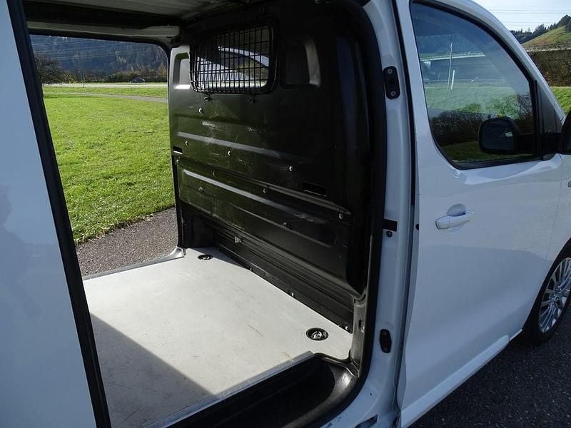 Gebraucht Opel Vivaro Edition 177 PS (130 kW) 2021 Weiß Van / Kleinbus