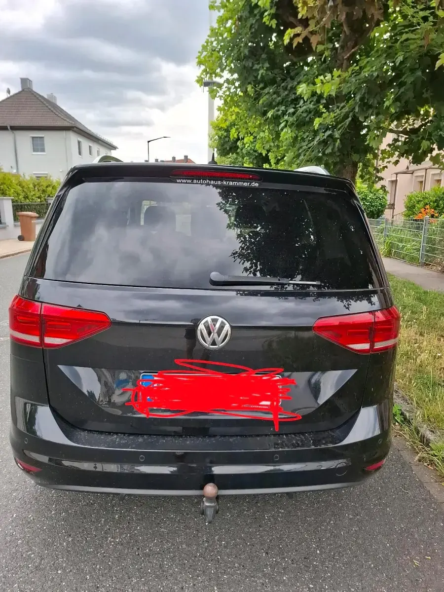 Gebraucht VW Touran Join 116 PS (85 kW) 2018 Schwarz Van / Kleinbus