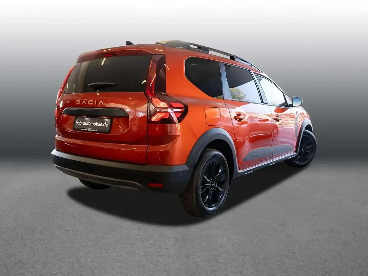 Gebraucht Dacia Jogger Extreme 101 PS (74 kW) 2025 Terracottabraun Van / Kleinbus