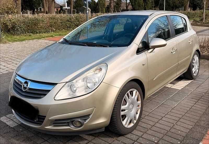 Gebraucht Opel Corsa 90 PS (66 kW) 2007 Gold Kleinwagen