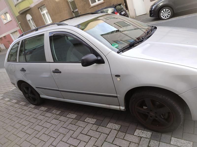 Gebraucht Skoda Fabia 80 PS (58 kW) 2002 Silber Kombi