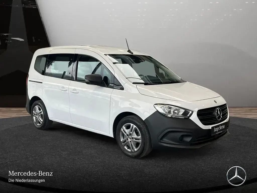 Gebraucht Mercedes Citan 110 95 PS (69 kW) 2023 Weiß Van / Kleinbus