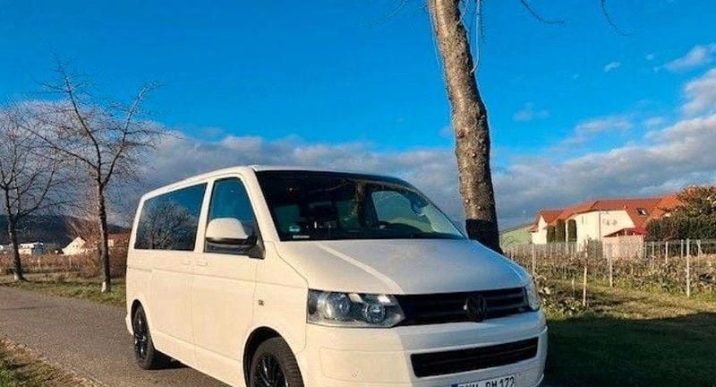 Weiß Gebraucht 2011 VW T5 Team Van | 19.750 € (Fairer Preis) - Bild 1/4