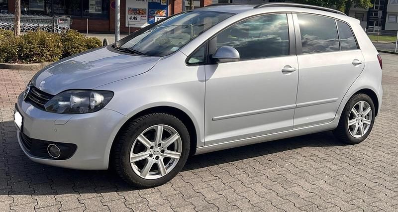 Silber Gebraucht 2009 VW Golf VI Limousine | 6.000 € (Fairer Preis) - Bild 1/4